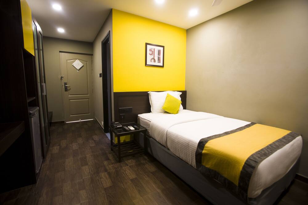 Photo of Bedroom in Velachery