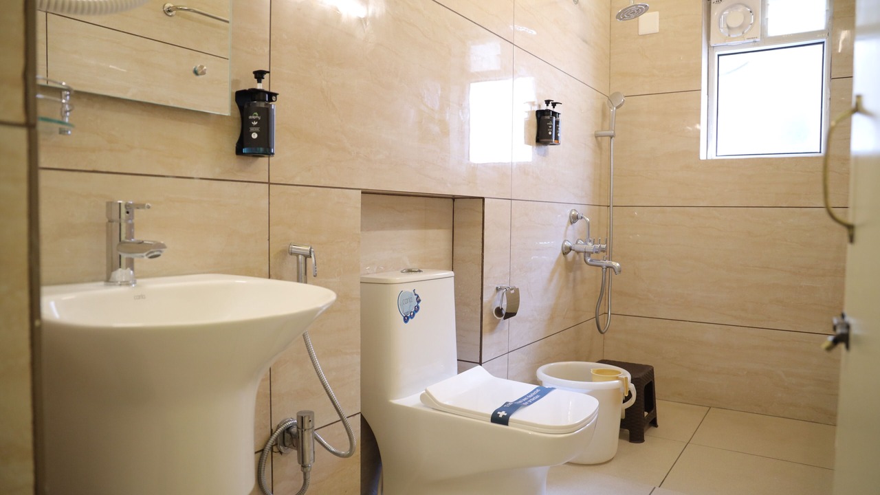 Photo of Bathroom in Thalayathimund