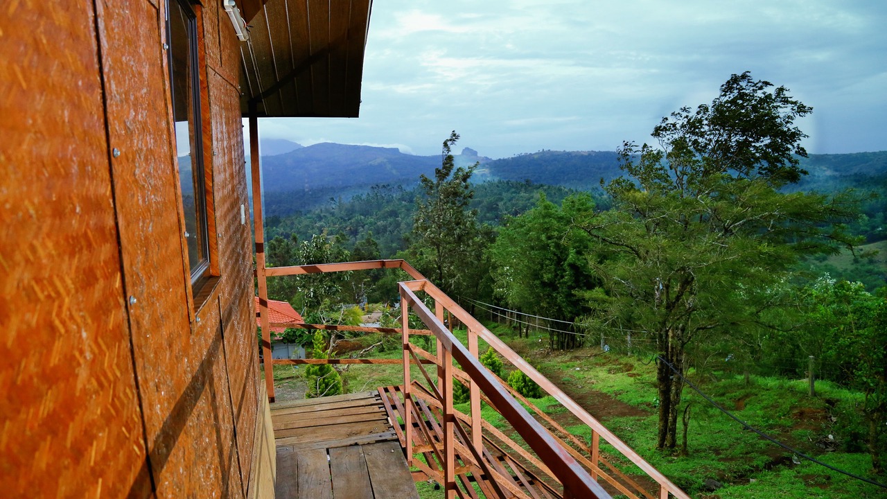 Photo of Patio Balcony in Ramakkalmedu