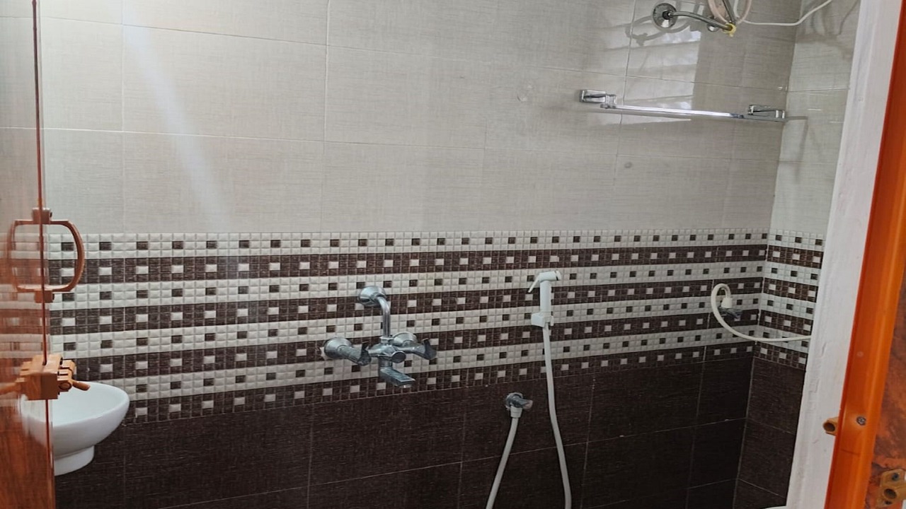 Photo of Bathroom in Kalapettai