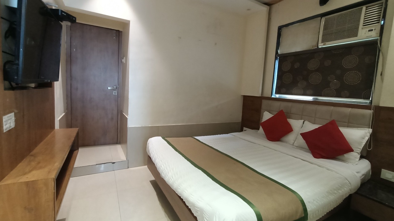 Photo of Bedroom in J B Nagar