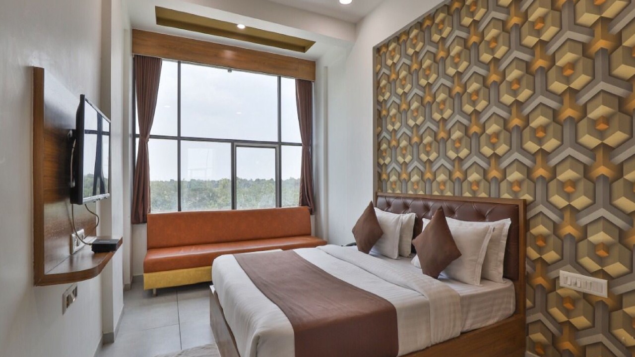 Photo of Bedroom in Mahesana
