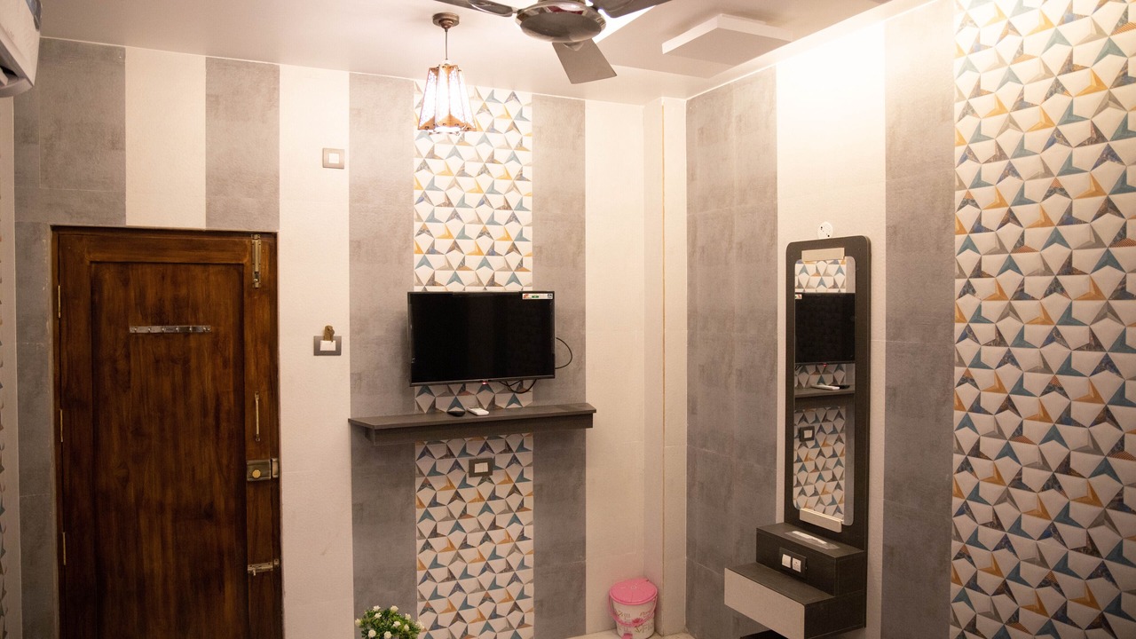 Photo of Bedroom in Rameshwaram