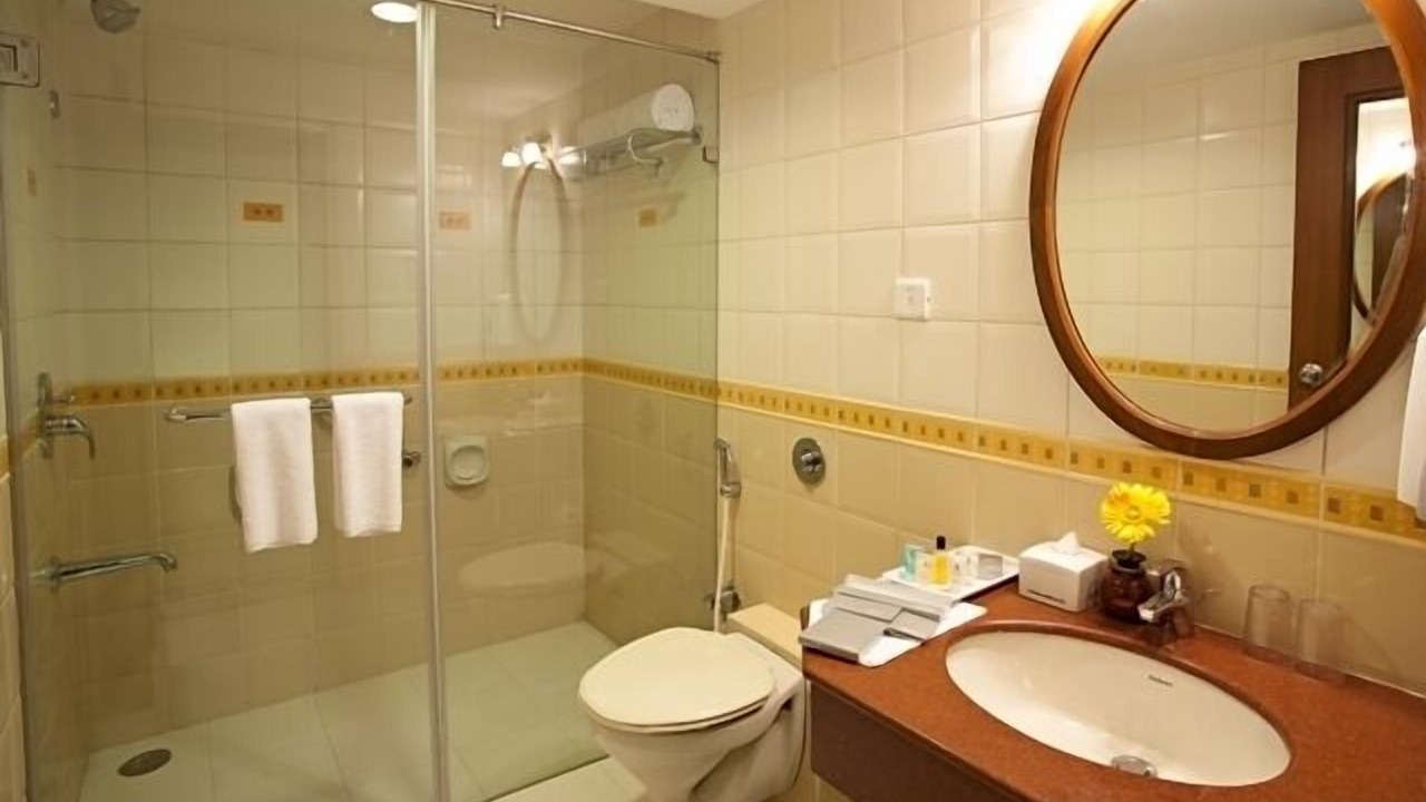 Photo of Bathroom in Arumbakkam