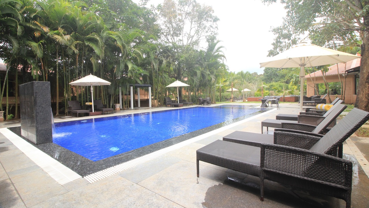 Photo of Outdoor in Bavali