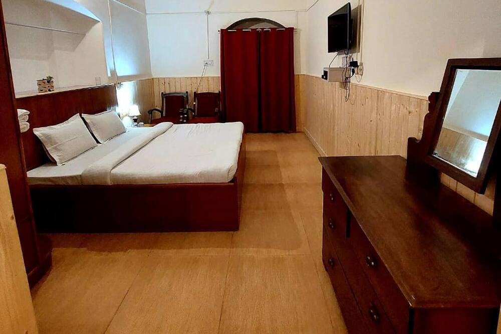 Photo of Bedroom in The Mall Road
