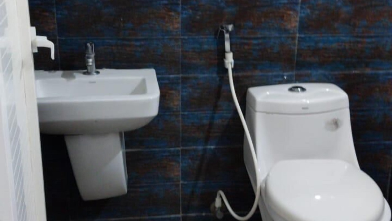 Photo of Bathroom in Tada