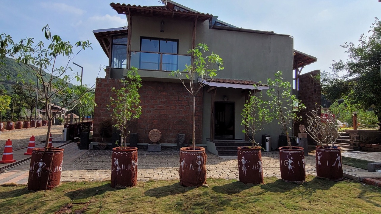 Photo of Outdoor in Atvan