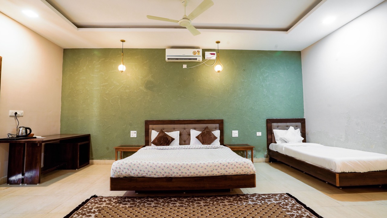 Photo of Bedroom in Sarangpur