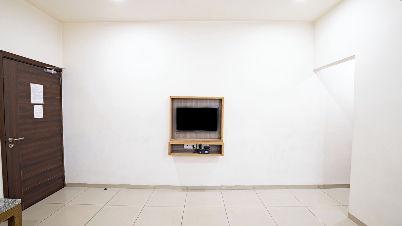 Photo of Bedroom in Sanand
