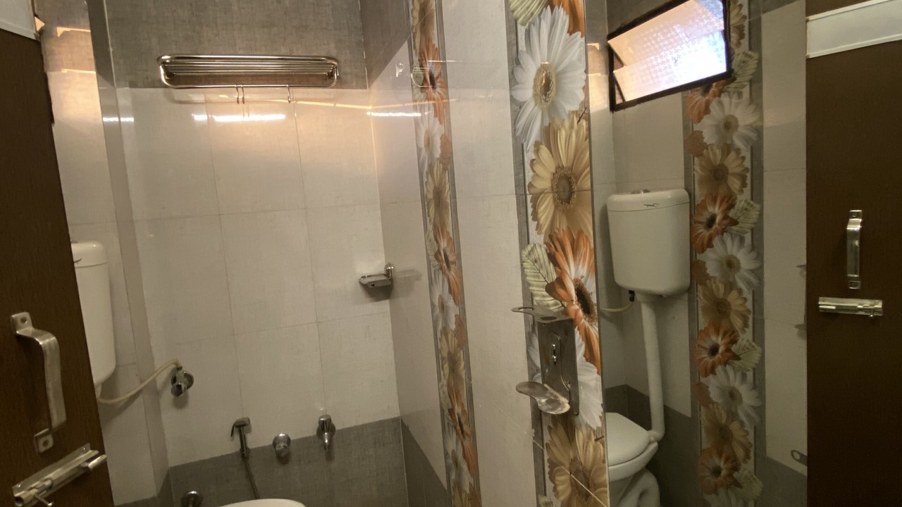 Photo of Bathroom in Paldi