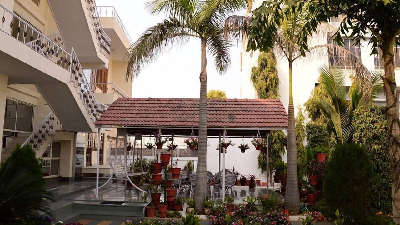 Photo of Outdoor in Adarsh Nagar