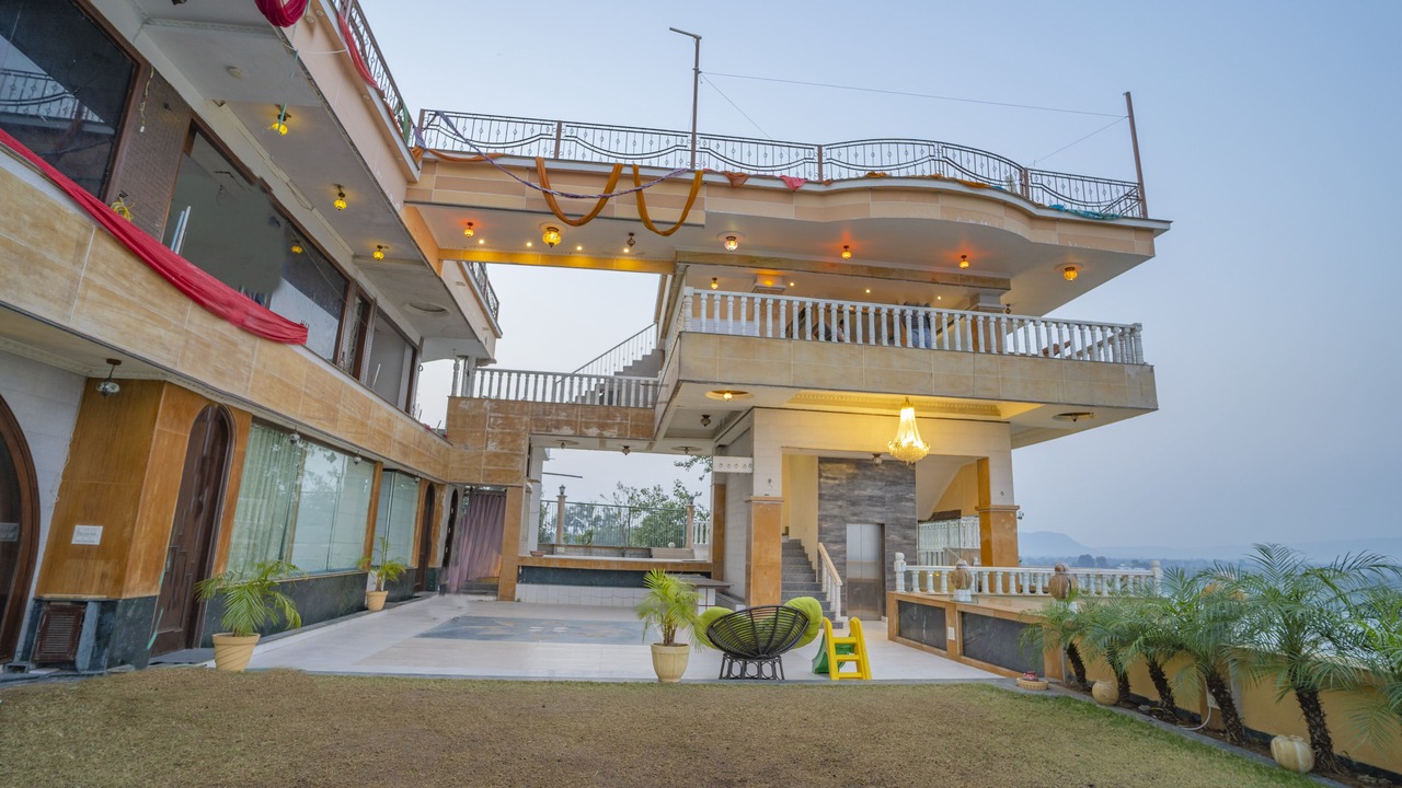 Photo of Outdoor in Budhni