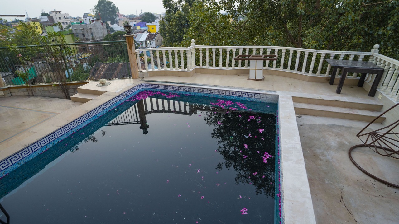 Photo of Outdoor in Budhni