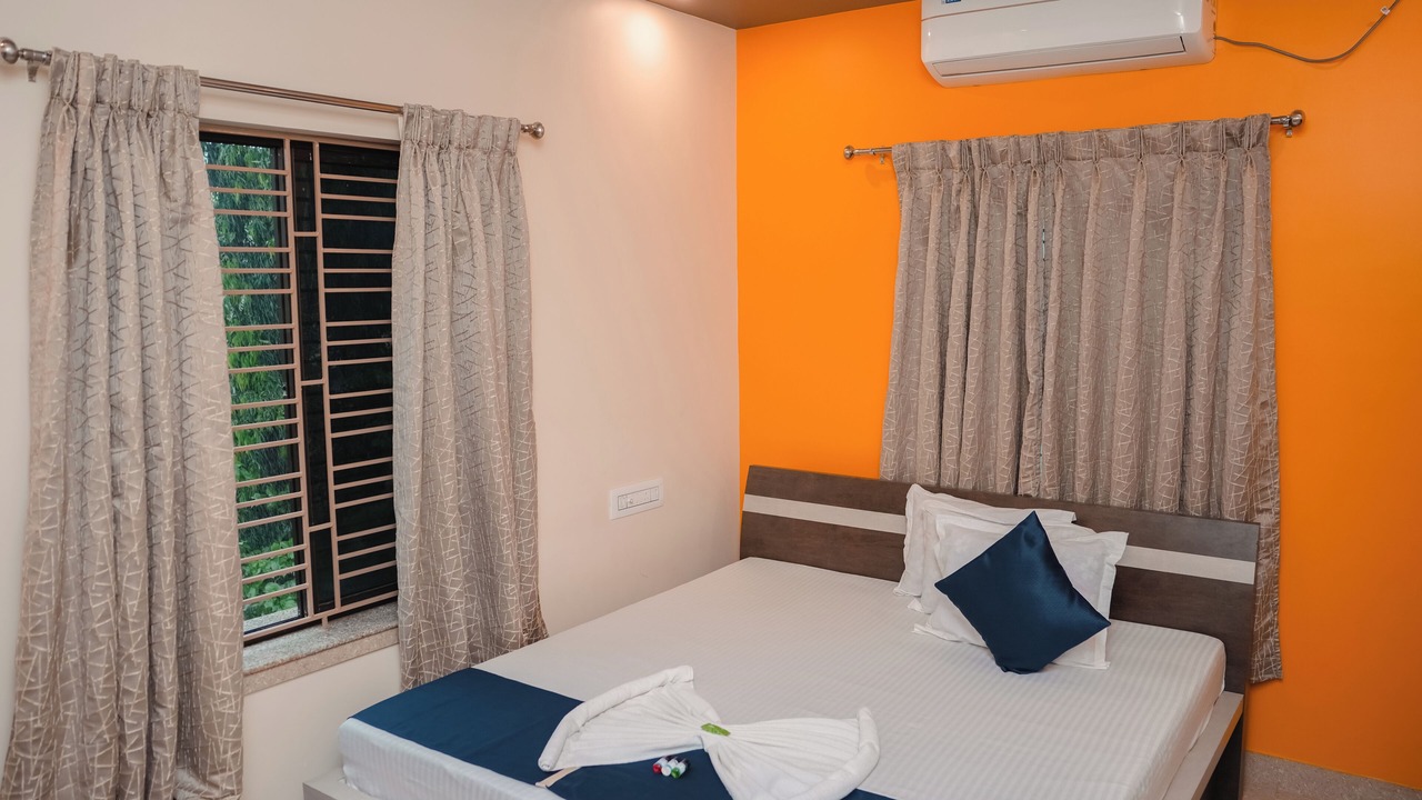 Photo of Bedroom in Santiniketan