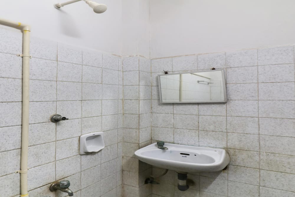 Photo of Bathroom in Central Chennai