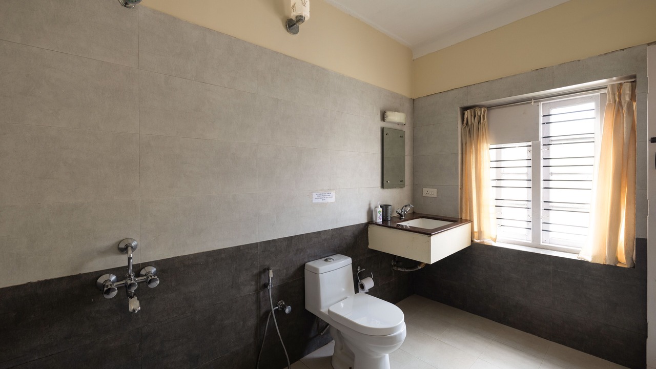 Photo of Bathroom in Pudumund