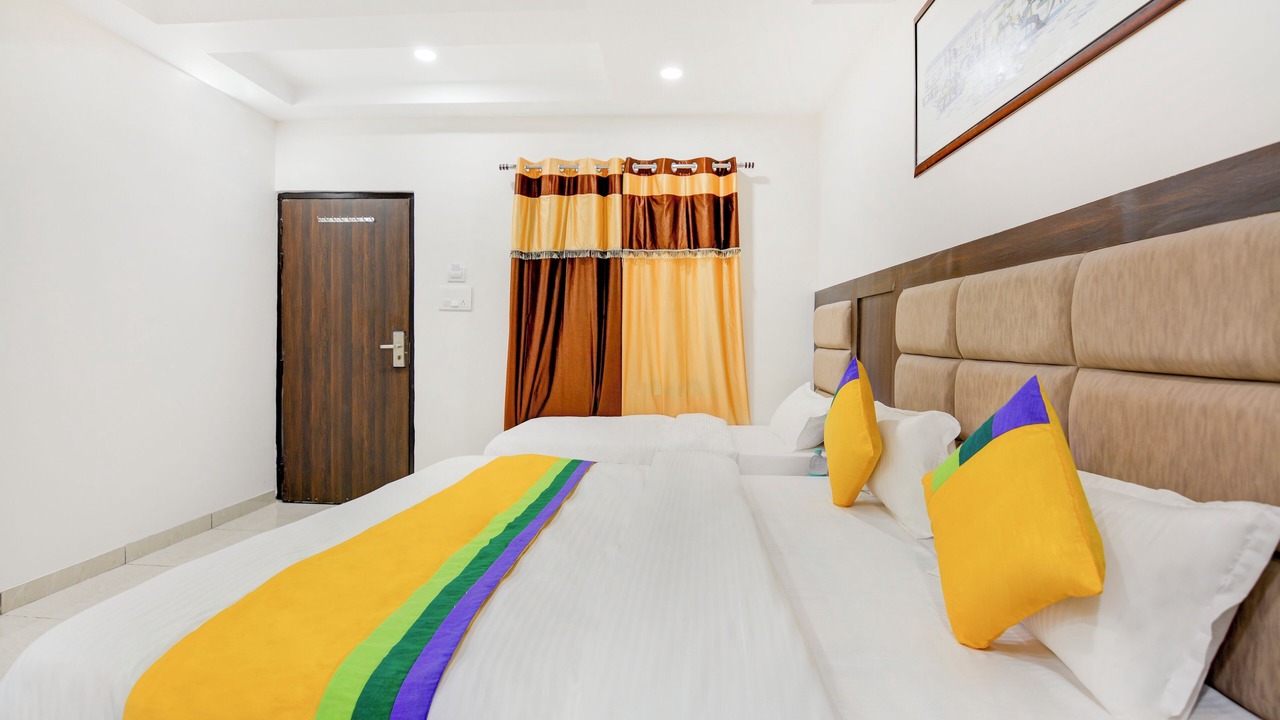 Photo of Bedroom in Roorkee