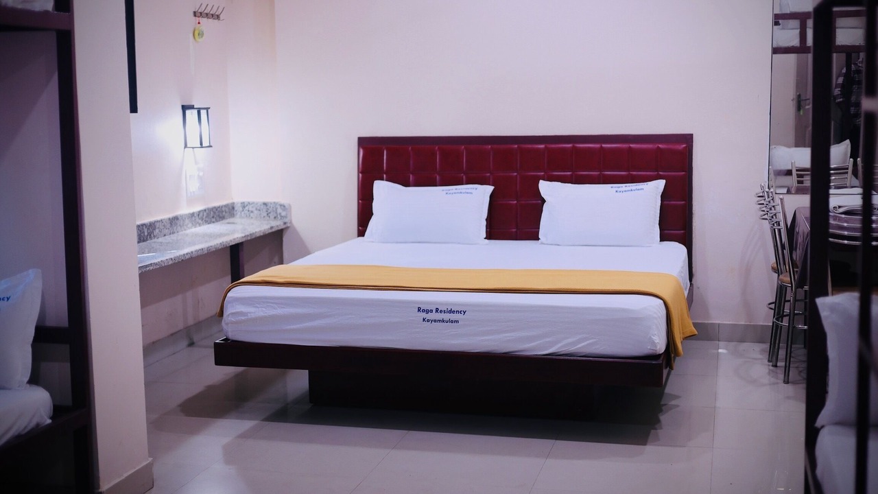 Photo of Bedroom in Kayamkulam