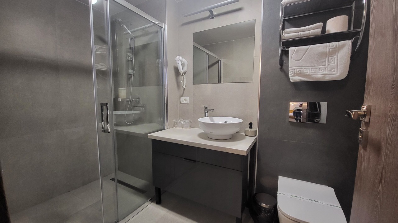 Photo of Bathroom in Arad