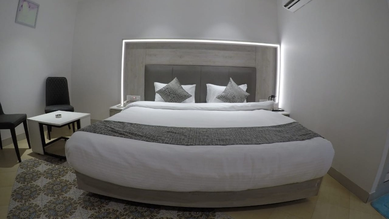 Photo of Bedroom in Jabalpur