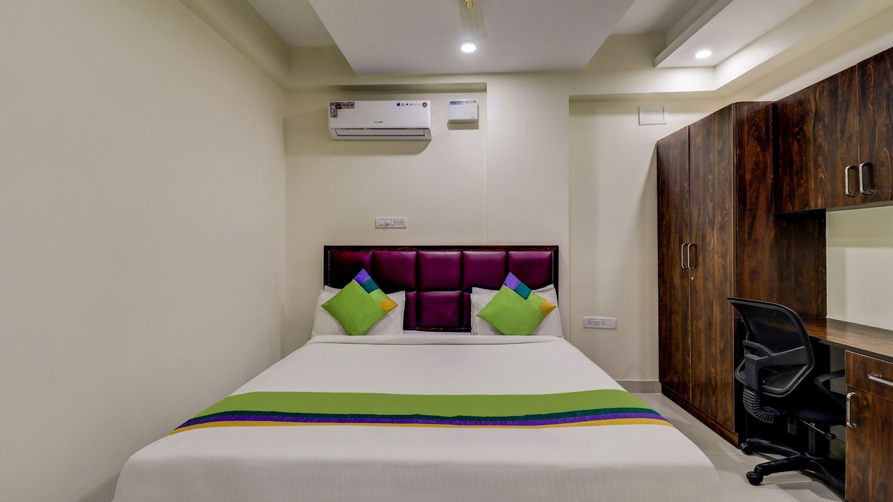 Photo of Bedroom in Sector 2