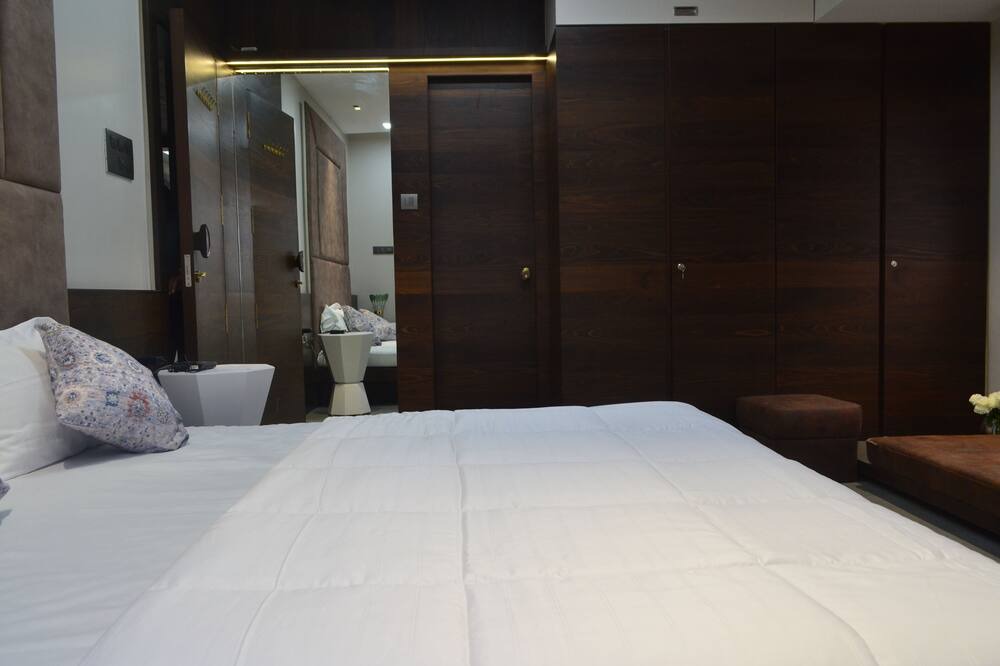 Photo of Bedroom in Mahim
