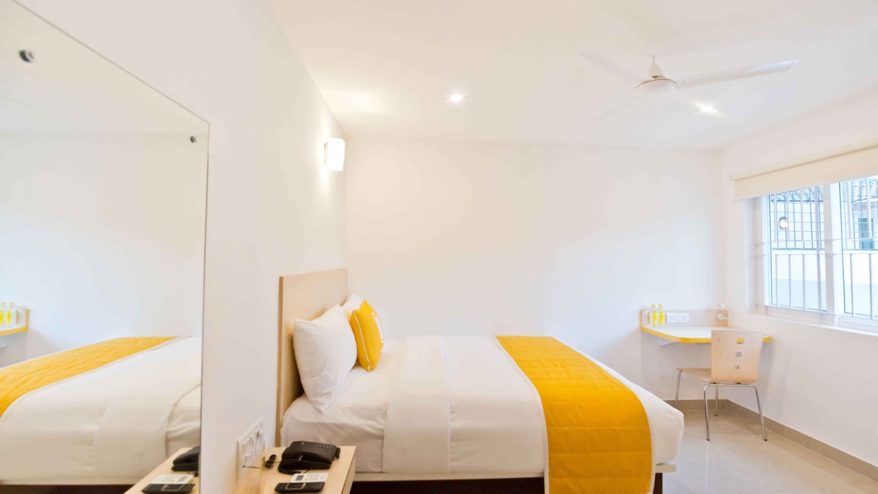Photo of Bedroom in HBR Layout