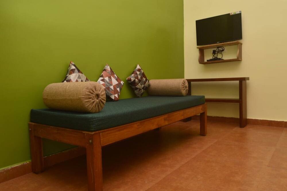 Photo of Livingroom in Katakeri Rural