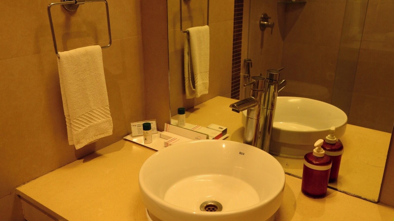 Photo of Bathroom in Kadubeesanahalli