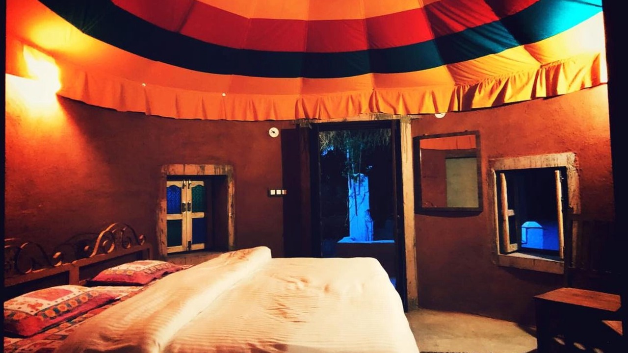 Photo of Bedroom in Salawas
