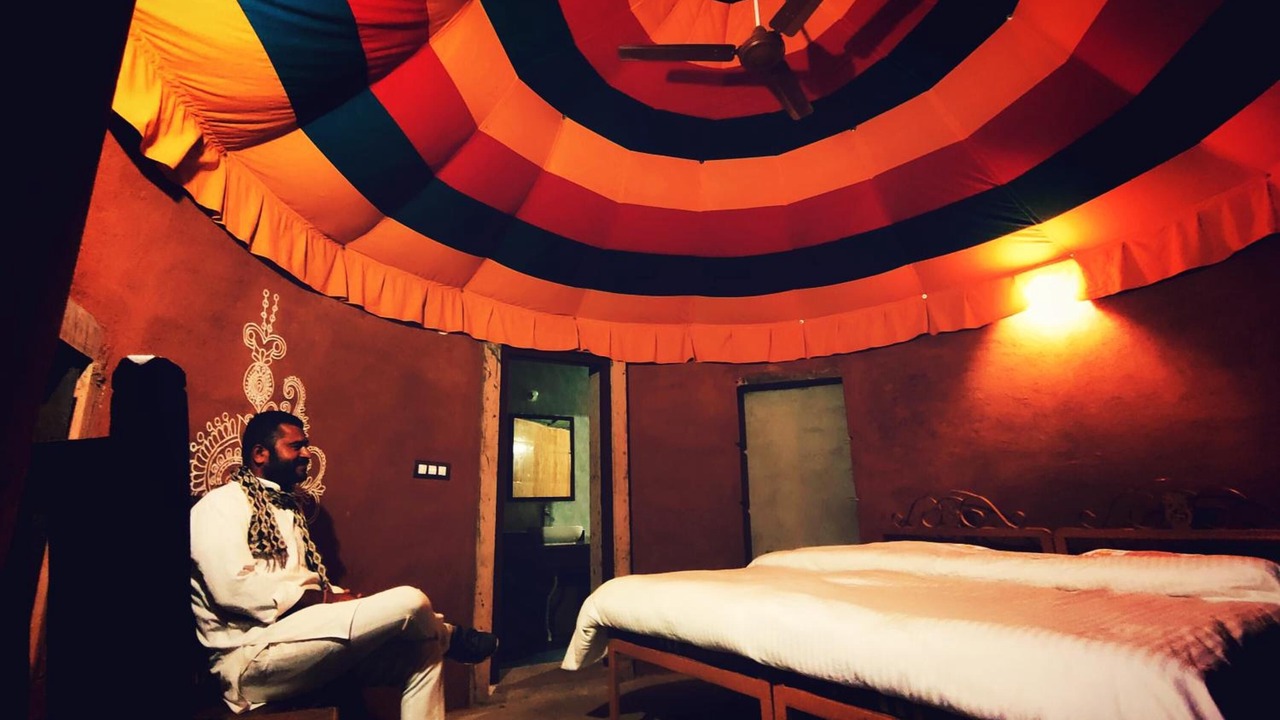 Photo of Bedroom in Salawas