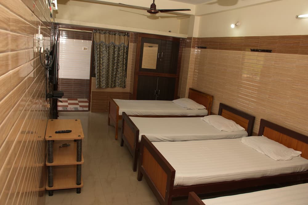 Photo of Bedroom in Kelambakkam