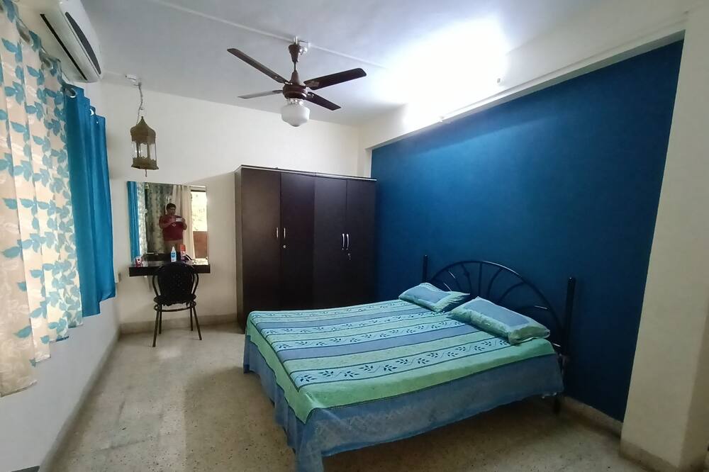 Photo of Bedroom in Kothrud