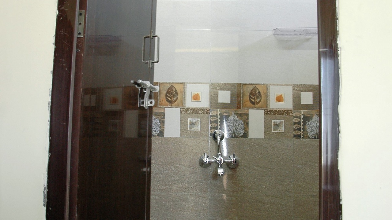 Photo of Bathroom in Srikalahasti