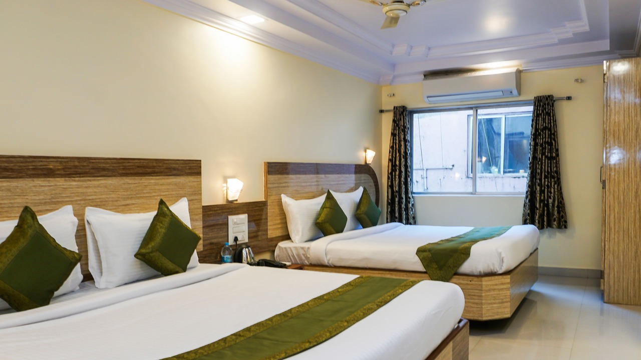 Photo of Bedroom in Mahabaleshwar