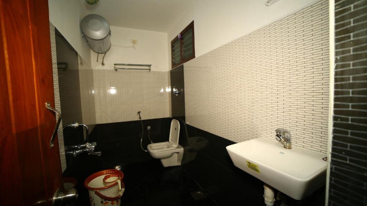 Photo of Bathroom in Chidambaram