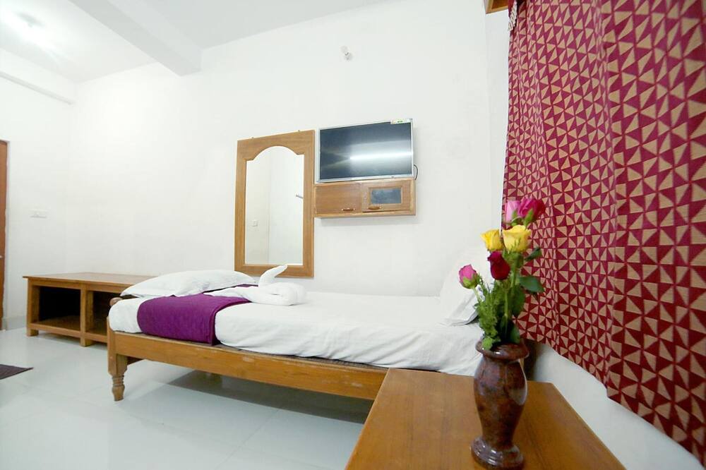 Photo of Bedroom in Mahabalipuram Beach