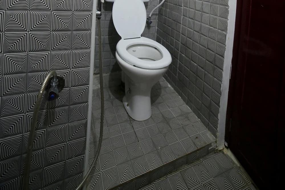 Photo of Bathroom in Mahabalipuram Beach