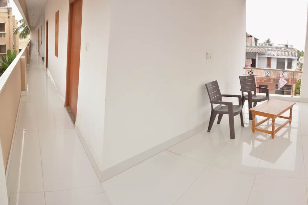 Photo of Patio Balcony in Mahabalipuram Beach