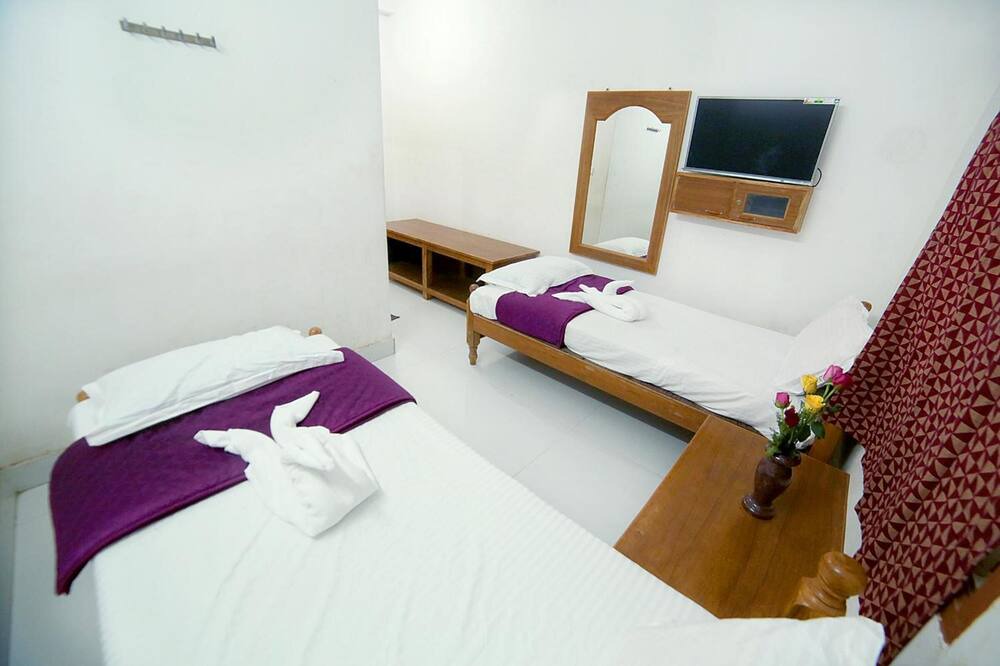 Photo of Bedroom in Mahabalipuram Beach