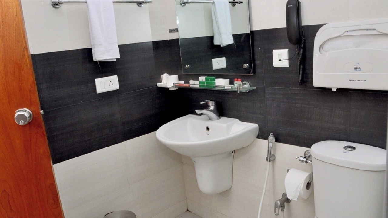 Photo of Bathroom in Kozhinjampara