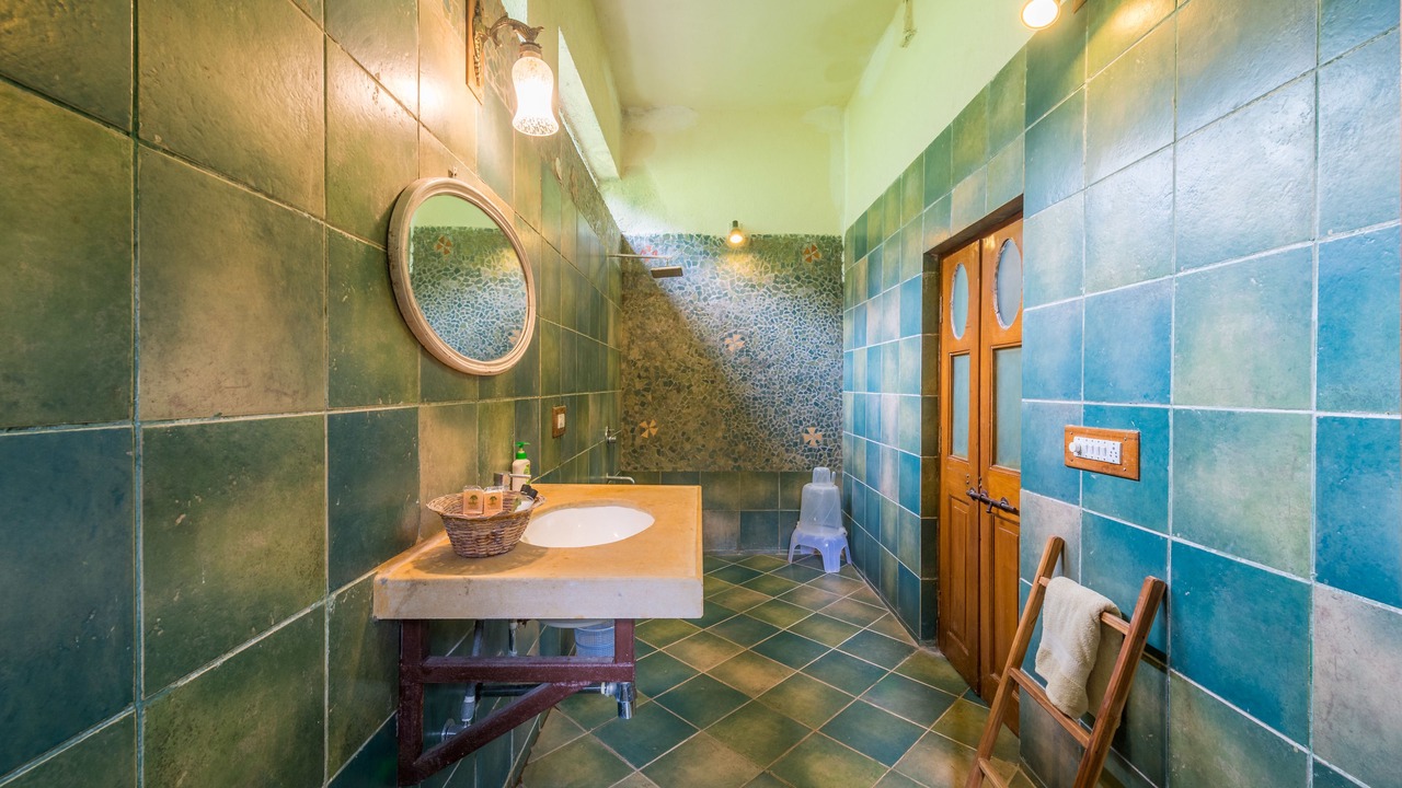 Photo of Bathroom in Avarghani