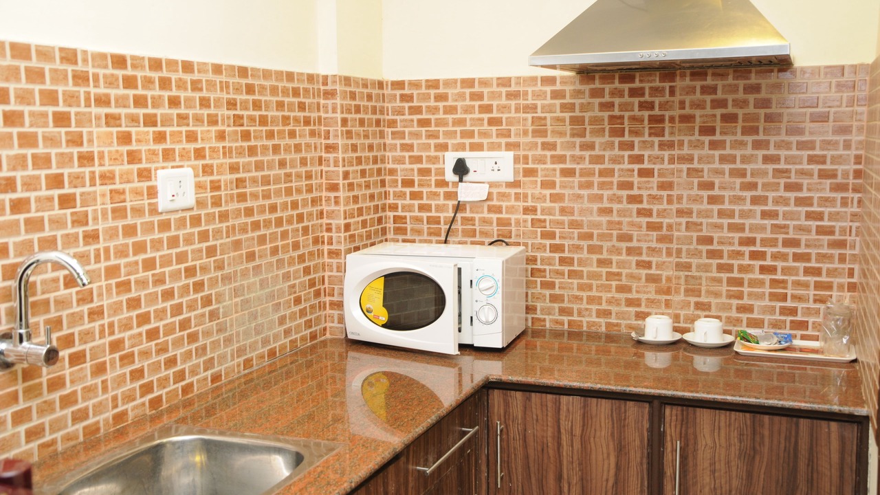 Photo of Kitchen in HBR Layout