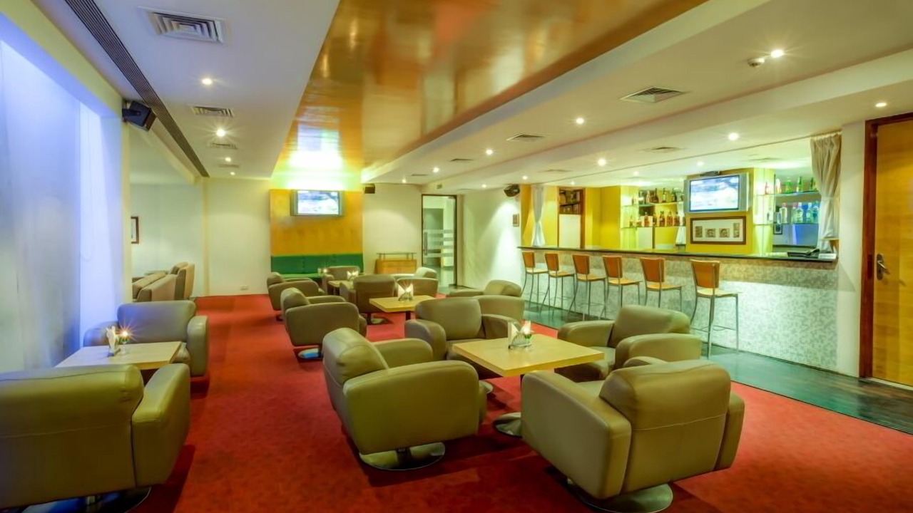 Photo of Livingroom in Phase 2