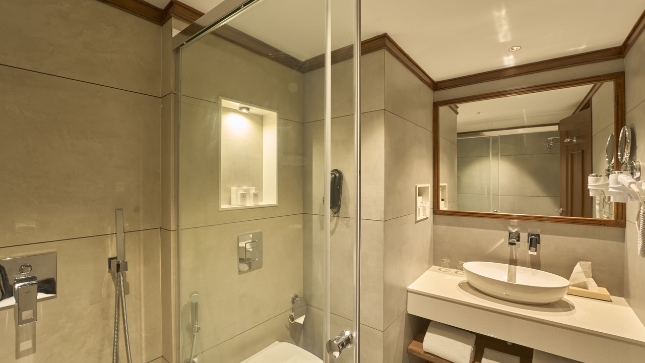 Photo of Bathroom in Azhinjilam