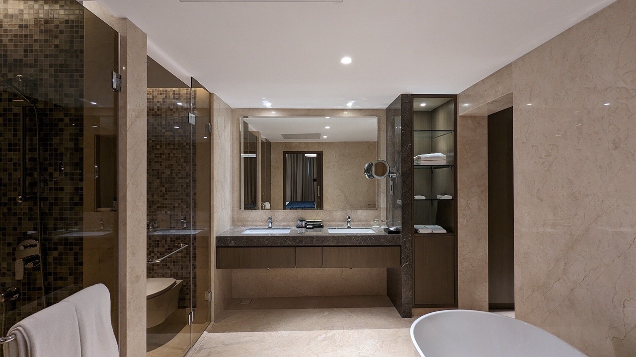 Photo of Bathroom in Palm Meadows