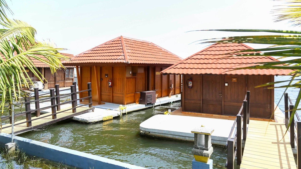 Photo of Bedroom in Poovar
