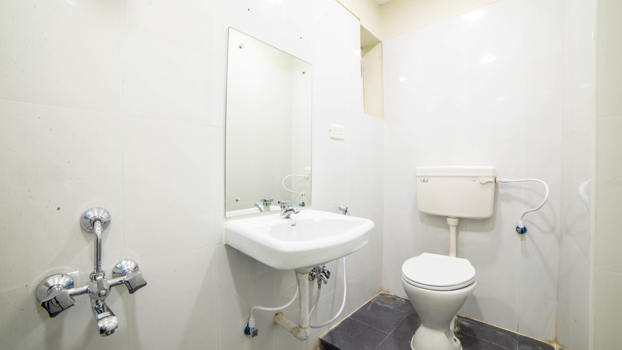 Photo of Bathroom in Perungudi
