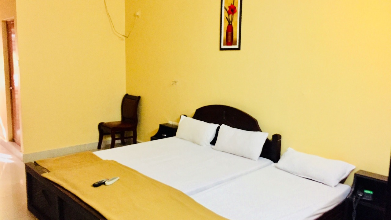 Photo of Bedroom in Shenoys
